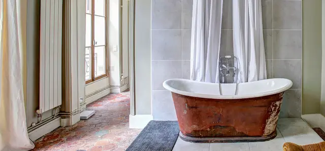 Bath Tub & Shower Curtain